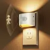 Luz Nocturna Blanca con Sensor de Movimiento Humano Forma de Arco Parcial Mini para Baño de Invitados Pasillo Escalera Enchufe de Pared Luz Nocturna de Inducción Corporal