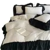 Juego de colcha de cuatro piezas de estilo francés, romántico y de alta gama, con encaje grande, gasa de doble capa y diseño jacquard en relieve, que incluye una cubierta de cama de tres piezas estilo princesa