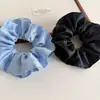Scrunchie Plissado Grande de Cetim Dupla Camada Estilo Coreano para Mulheres no Trabalho Laço de Cabelo em Tons de Azul para Rabo de Cavalo ou Coque