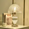 Luminária de Mesa de Cristal Europeu Quarto Luz Luxo Romântico Estilo Europeu Casa Quente Casamento Simples Moderno Criativo Quarto de Casamento Cama