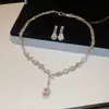 ¡Lujo europeo y americano! Collar de flor de circón de colores con gota de agua, cadena para clavícula de estilo court vintage, joyería de lujo ligero de alta gama