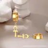Moda Europea y Americana Transfronteriza Hebilla de Oreja Simple de Acero Inoxidable Hebilla de Oreja Cruzada Pendientes Neutros Punk Hip-hop Pendientes Joyería