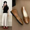 Sapatos estilo francês com laço, mocassins de sola reta, nova coleção primavera/outono 2026, versáteis e adequados para o trabalho, sapatilhas e sapatos casuais