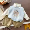Nuevo Conjunto de Tres Piezas de Suéter Otoño 2026 para Niños, Conjunto Versátil Casual Lindo de Chaleco Tejido y Pantalones Cargo para Primavera y Otoño