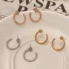 Novos Brincos de Ferradura Rosa Dourado da Moda Versáteis Estilo Celebridade da Internet Luxo Leve Elegante de Alta Qualidade Brincos em Forma de C Versáteis