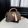 Bolsa de Alta Qualidade Transfronteiriça Feminina 2026 Nova Retrô Flor Antiga Bolsa Boston Bolsa Almofada Versátil Bolsa de Ombro Único Transversal