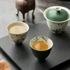 Xícara de Chá Cerâmica Orquídea Pintada à Mão Estilo Antigo para Uso Doméstico, Adequada para Chá Kung Fu, Xícara Individual para Beber Chá