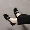 Zapatos planos para mujer 2026 otoño nuevo estilo punta redonda pedrería perla mocasines bajos slip-on cómodos mocasines para mujer