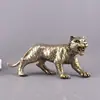 Adorno de Mascota Tigre de la Fortuna de Latón Sólido, Artesanía Zodiacal de Mano, Decoración de Escritorio para Sala de Estar y Oficina