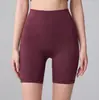 Conjunto de Yoga com Regata Fitness Respirável de Verão com Costas em I e Shorts Esportivos de Cintura Alta Levanta Bumbum Cor de Pêssego