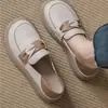 Zapatos casuales de piel para embarazadas, nuevos de otoño 06 para mujer, mocasines slip-on versátiles y modernos de suela suave, zapatos planos de un solo color