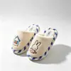 Chinelos de Inverno de Algodão Miffy Oficialmente Licenciados para Crianças, Adultos e Casais, Design de Coelho Fofo, Antiderrapante, Sola Grossa, Quentes