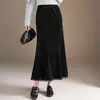 Saia Midi de Veludo da Moda Feminina 2026 Outono/Inverno Nova Cintura Alta Emagrecedora Renda Sereia Saia com Caimento Versátil Justa ao Corpo
