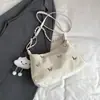 Bolso de hombro con cadena y decoración de mariposa estilo coreano, superventas transfronterizo para mujer, nuevo bolso cruzado versátil de moda 2026