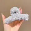 Pinzas para el pelo grandes de otoño e invierno para mujeres con cabello grueso, con un lujoso diseño de felpa, adecuadas para la parte trasera de la cabeza, accesorios para el cabello estilo pinza de tiburón