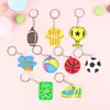 Pingente de Chave de Cola Macia de PVC Pingente para Bolsa Masculina Pingente de Chaveiro Tênis Estéreo Pingente de Chaveiro Acessórios DIY Pendente para Mochila Escolar
