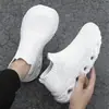Sapatos transfronteiriços de bico largo, forma larga, tamanho grande, tênis slip-on, sapatos casuais, tênis esportivos respiráveis e absorventes de choque, tênis de corrida da moda para mulheres