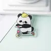 Broche de Panda Transparente con Borde de Dibujos Animados de Acrílico Accesorio para Mochila Regalo para Estudiante de Primaria Muñeca Linda Fresca y Dulce