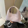 Bolsa Estilo Retrô para o Dia a Dia Nova Coleção Primavera 2026 Casual Grande Capacidade Bolsa de Ombro Feminina Bolsa Transversal de Mão