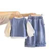 Conjunto de Ropa de Otoño para Niñas 2026 Nuevo Moda Chaleco de Mezclilla Conjunto de Tres Piezas Ropa para Bebés y Niños Ropa de Moda para Niños