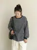 Camisa Listrada Azul Marinho de Manga Longa, Pulôver Juvenil de Caimento Solto, Camiseta de Algodão Puro com Gola Redonda Feminina para Primavera e Outono