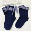 Meias de Cano Médio Doces e Fofas para Meninas, Estampadas com Renda, Xadrez e Laços, Populares Meias Longas Azul Marinho