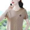 Camiseta de algodón holgada de manga corta con cuello redondo para madres de mediana edad, elegante y a la moda de verano, con un bonito estampado que reduce la edad.