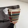 Bolso de Paja de Moda para Mujer 2025 Verano Nuevo Tejido de Tendencia Hombro Cruzado Bolso de Mujer Playa Casual Bolso Balde