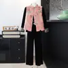 Novo conjunto de mãe estilo chinês, conjunto de top e colete de veludo dourado, roupas para mulheres de meia-idade e idosas, elegante conjunto de três peças de outono com fechos de botão