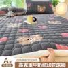 2026 Nuevo Otoño Invierno Engrosado Leche Polar Estampado Protector de Cama Colchón Otoño Invierno Cálido Protector de Cama Hogar Protector de Cama Tres