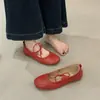 Sapatos Femininos Retro Francês Mary Jane com Cadarço Boca Rasa Sapatos Únicos para Mulheres 2025 Primavera Novo Estilo Bico Quadrado Estilo Coreano Sola Macia Sapatos de Vovó