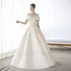 Comercio exterior vestido de novia ligero de hombros descubiertos estilo europeo y americano, nuevo elegante satén vintage simple ajustado vestido de novia, suministro del fabricante