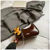 Bolsa Pequena Vintage para Mulheres, Nova Bolsa de Ombro Transversal com Corrente Casual Primavera 2026, Bolsa Tendência para Sobrancelha para o Dia a Dia