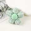 Tecido de Algodão e Linho Xadrez Feito à Mão Flor de Cinco Pétalas Laço Preenchido com Algodão Acessórios de Joia Acessórios de Cabelo DIY Material para Broche