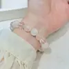 Pulsera de Cristal Blanco con Espaciadores de Cuarzo Rosa Natural para Mujer, Diseño Sencillo de Nicho, Pulsera de Cristal Flor de Melocotón para Atraer y Estabilizar el Estado de Ánimo