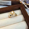 Anillo Abierto Dorado de Moda Estilo Medieval para Mujer, Diseño de Nicho Versátil, Lujo Ligero, Joyería Vintage de Gama Alta