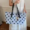 Bolsa Tote Versátil para o Dia a Dia de Verão com Bolinhas para Mulheres, Novo Estilo Coreano de Nicho 2026 com Grande Capacidade