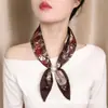 Lenço de seda estilo vintage para primavera e verão, com estampa paisley, contas e fecho magnético, pequeno lenço de pescoço estilo luxo leve de alta qualidade, acessório feminino com fita