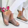 Sandalias de Dedo Clip Slag 2020 Amazon Comercio Exterior Venta Caliente Verano Planas Suela Gruesa Para Exteriores Talla Grande Sandalias de Media Tira Mujer