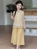 Conjunto Qipao Sem Mangas de Verão para Meninas, Novo Estilo Chinês Hanfu Traje Tang com Calça de Perna Larga de Nove Pontos, Conjunto Moderno de Duas Peças
