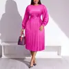 Comercio exterior transfronterizo europeo y americano talla grande otoño 2026 nuevo elegante vestido plisado de color liso con cuello redondo que ciñe la cintura