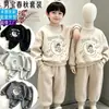 Conjunto para Niños Guapos 2026 Nuevo Comercio Exterior Sudadera con Capucha Cuello Redondo Pantalones Deportivos Ropa Urbana Fresca Conjunto Deportivo de Dos Piezas