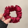 Goma para el pelo floral marrón, elegante y a la moda, con diseño de cuadros para mujer, nuevo estilo 2026, accesorio para el pelo de tela de alta calidad