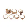 Set de Siete Piezas de Anillos Abiertos Plegados tipo Metal Europeo y Americano con Pedrería, Joyería de Gama Alta Retro de Nicho Único para Mujeres