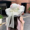 Sombrero de Playa de Paja Raffia Estilo Francés de Ala Ancha Sombrero de Protección Solar para Vacaciones en la Costa 2026 Nuevo Diseño Hueco Sombrero de Paja Parasol para Mujer