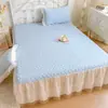 2026 Verano Nuevo Estilo Cubre Cama y Faldón de Cama de Seda de Hielo Juego de Tres Piezas 150*200cm Cubre Cama de Seda de Hielo Juego de Tres Piezas Corazón de Amor-