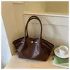 Bolso vintage de gran capacidad para debajo del brazo para mujer, nuevo bolso de hombro plisado tipo nube de moda 2026, bolso tote casual para el día a día