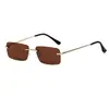 Nuevas gafas de sol sin montura de moda, montura metálica cuadrada pequeña de moda, gafas de sol para mujer estilo Hong Kong, gafas populares personalizadas transfronterizas