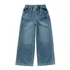 Calça Jeans Feminina Primavera e Outono 2026 Novo Estilo Infantil Casual Estampa de Coração Calça Larga para Crianças Maiores Tendência Primavera e Outono