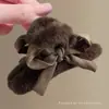 Presilhas de cabelo de pelúcia para outono e inverno para mulheres, acessórios de cabelo de luxo leve e de alta qualidade, presilhas elegantes para penteados presos, presilhas tipo tubarão estilo coreano para a parte de trás da cabeça